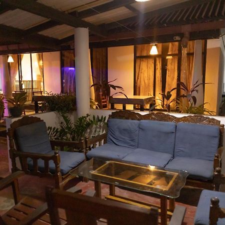 Yes Beach House Mirissa Exterior foto
