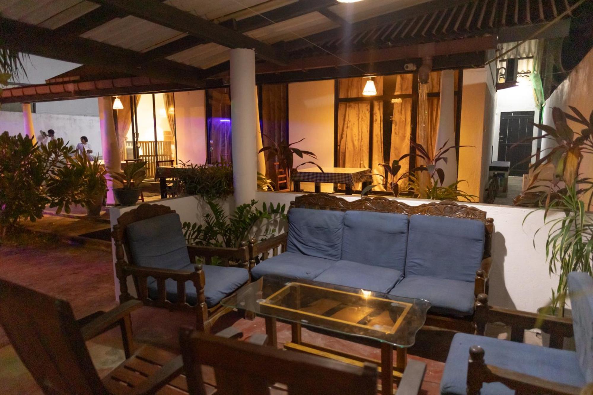 Yes Beach House Mirissa Exterior foto
